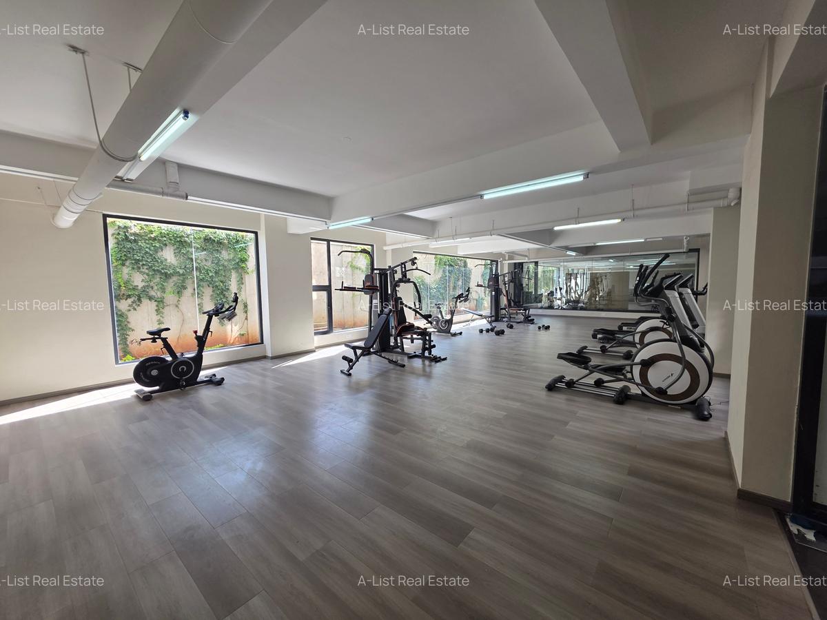 3 Bed Apartment with En Suite at Kindaruma Road - 11