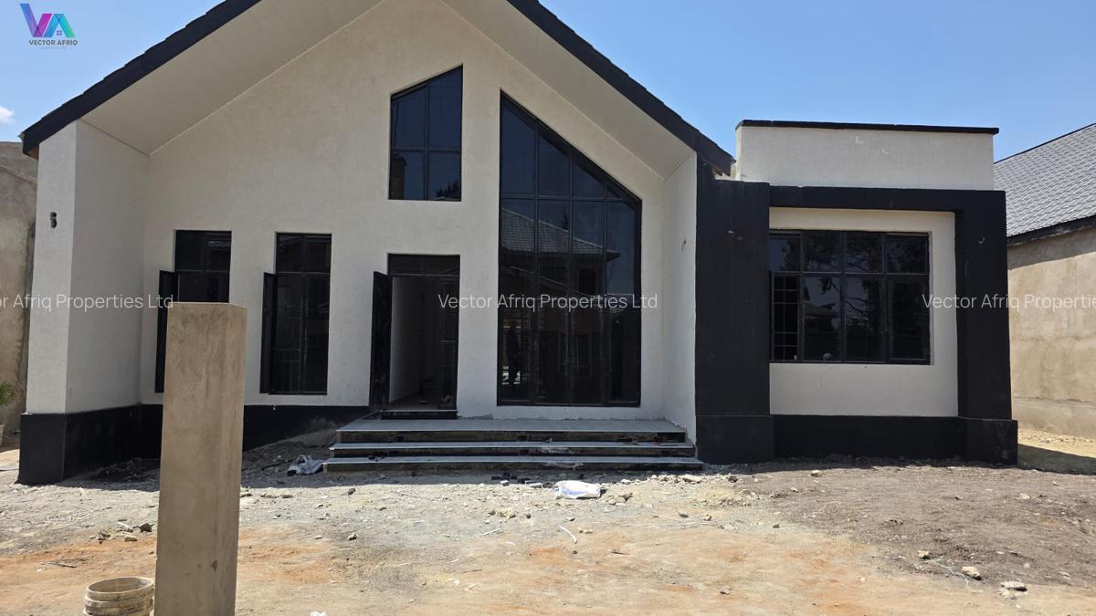 Land in Kitengela - 2