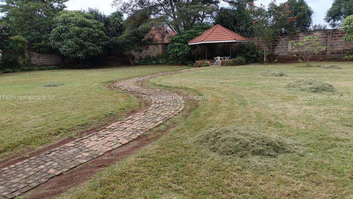 4 Bed House with En Suite in Runda - 19