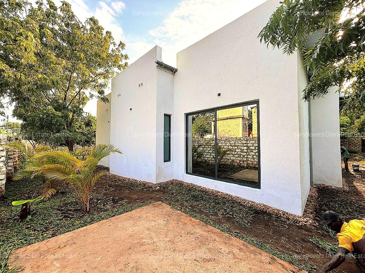 3 Bed Villa with En Suite in Diani - 8