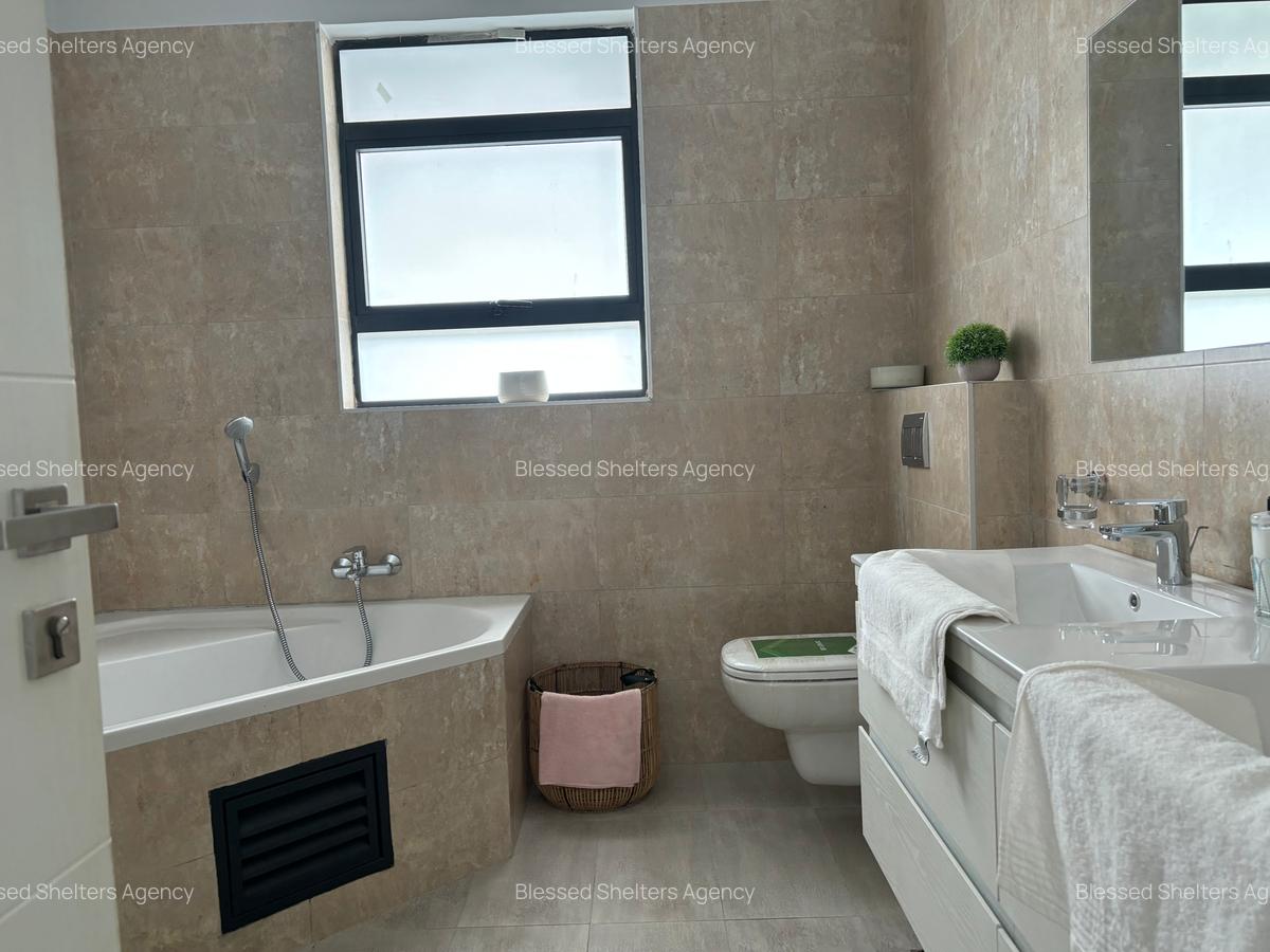 4 Bed Villa with En Suite in Kiambu Road - 16