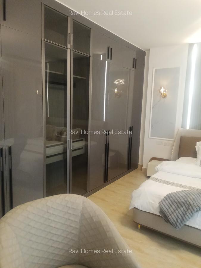 3 Bed Apartment with En Suite in Parklands - 11