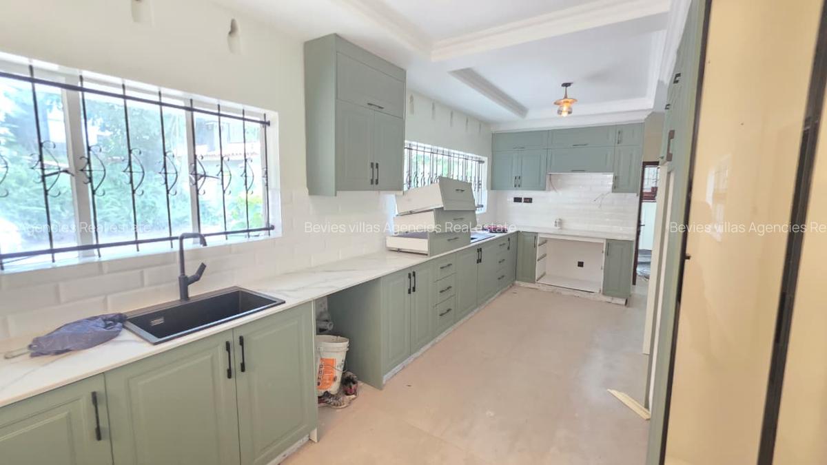 4 Bed House with Staff Quarters at Muthaiga - 7
