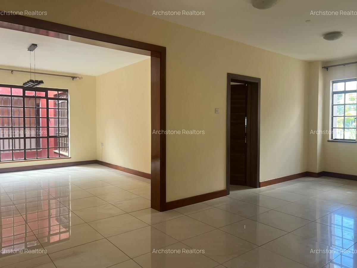 3 Bed Apartment with En Suite in Runda - 15