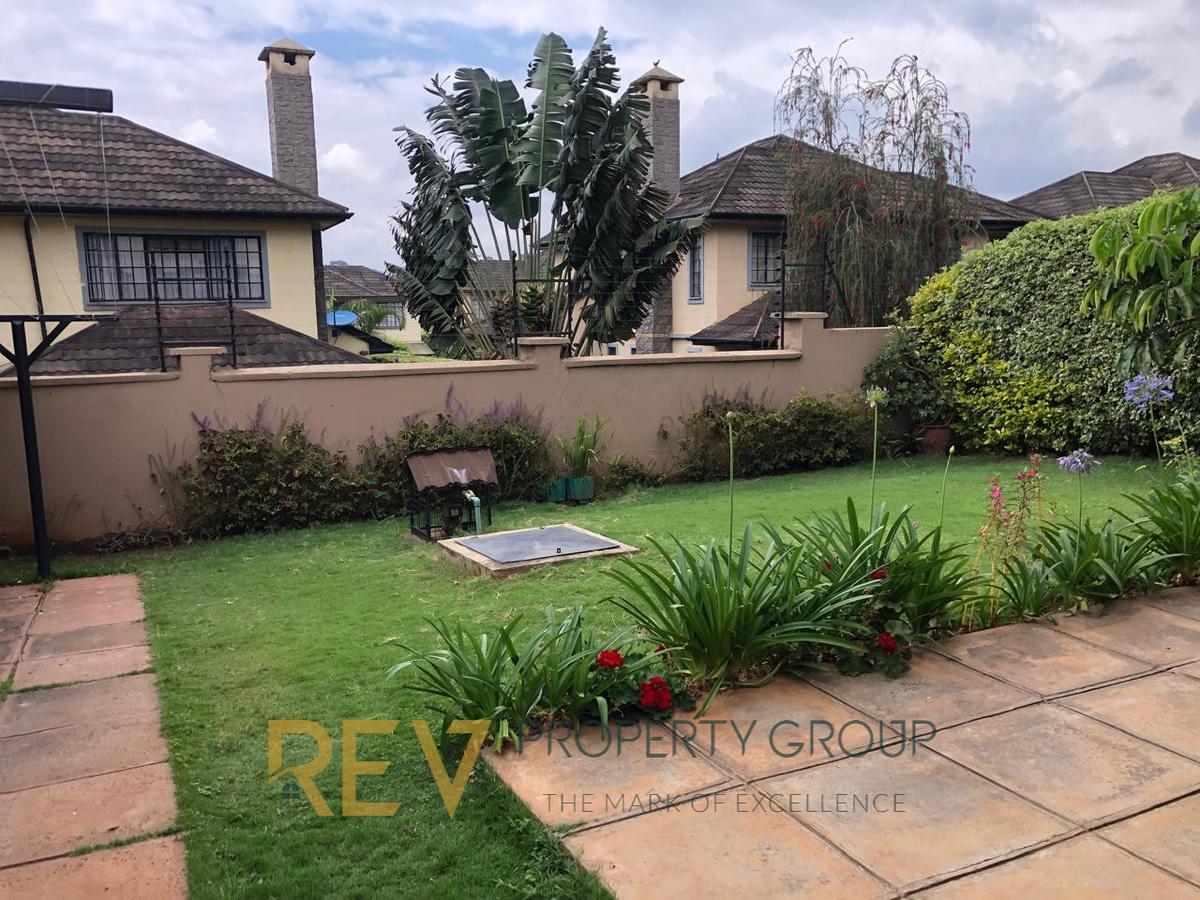 4 Bed Townhouse with En Suite in Kiambu Road - 3