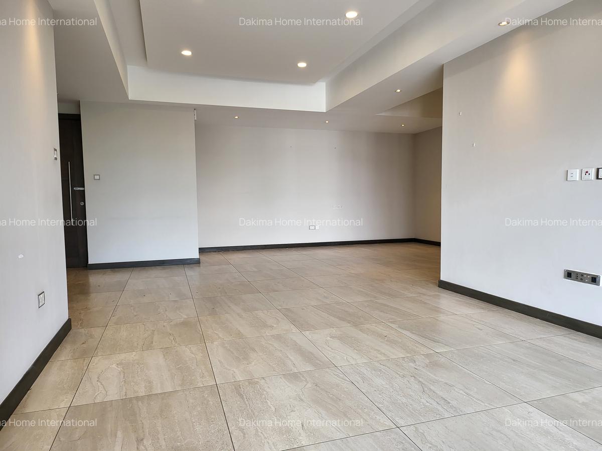 3 Bed Apartment with En Suite in General Mathenge - 6