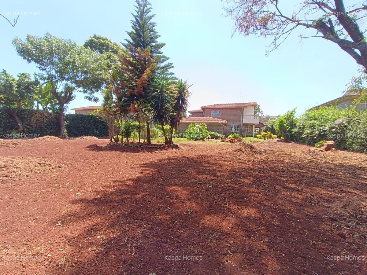 4 Bed House with En Suite in Runda - 16