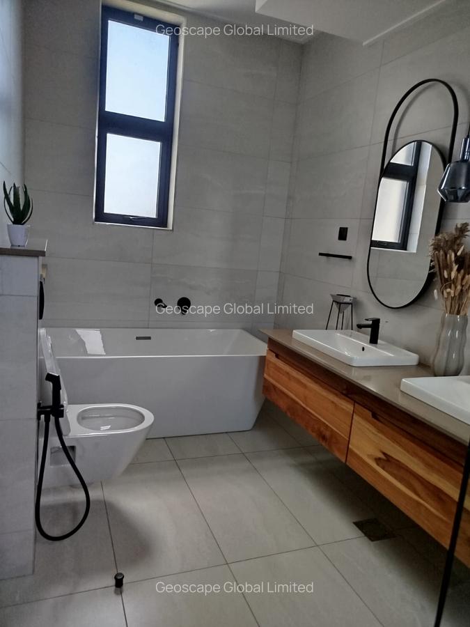 4 Bed House with En Suite in Loresho - 10