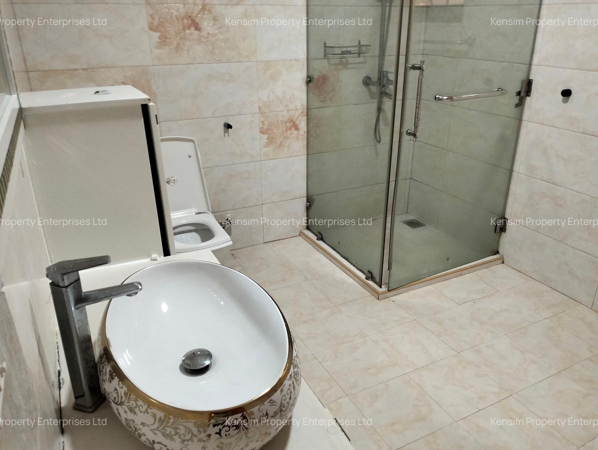 5 Bed Townhouse with En Suite in Lavington - 10