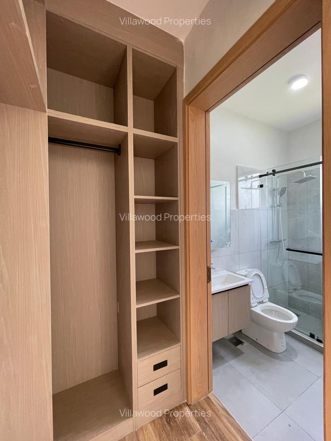 6 Bed Villa with En Suite in Lavington - 15