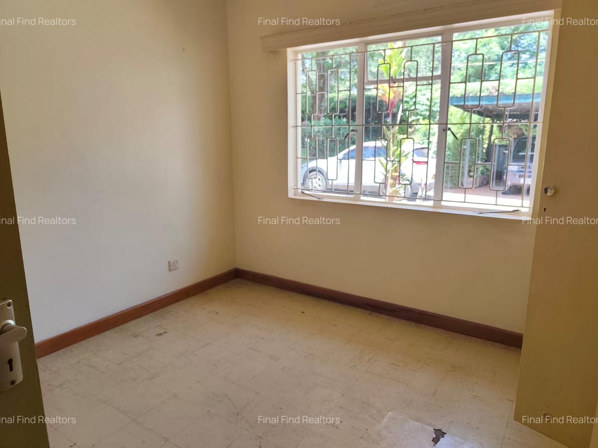 4 Bed House with Garden in Runda - 9