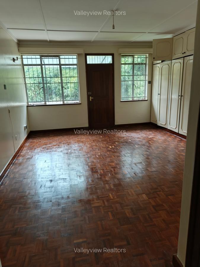 4 Bed Townhouse with En Suite at Kileleshwa - 16