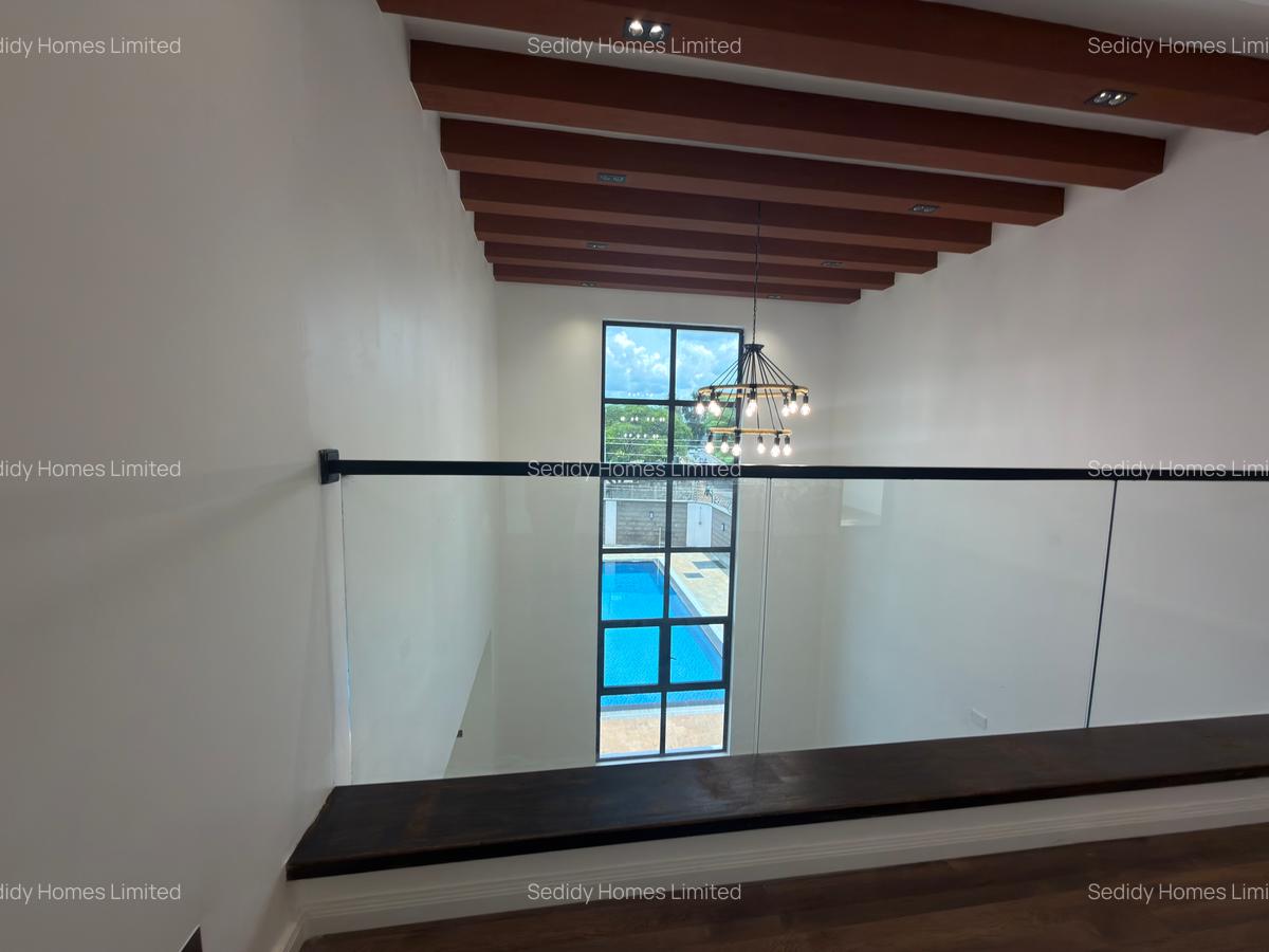 5 Bed Villa with En Suite in Lavington - 16