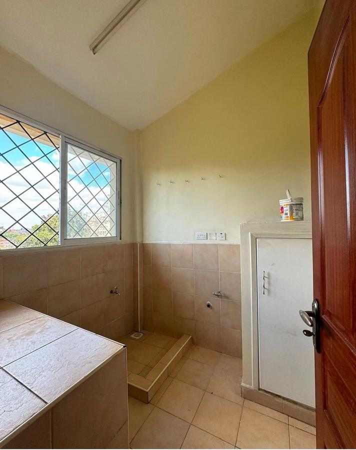 2 Bed Apartment with En Suite in Lavington - 3