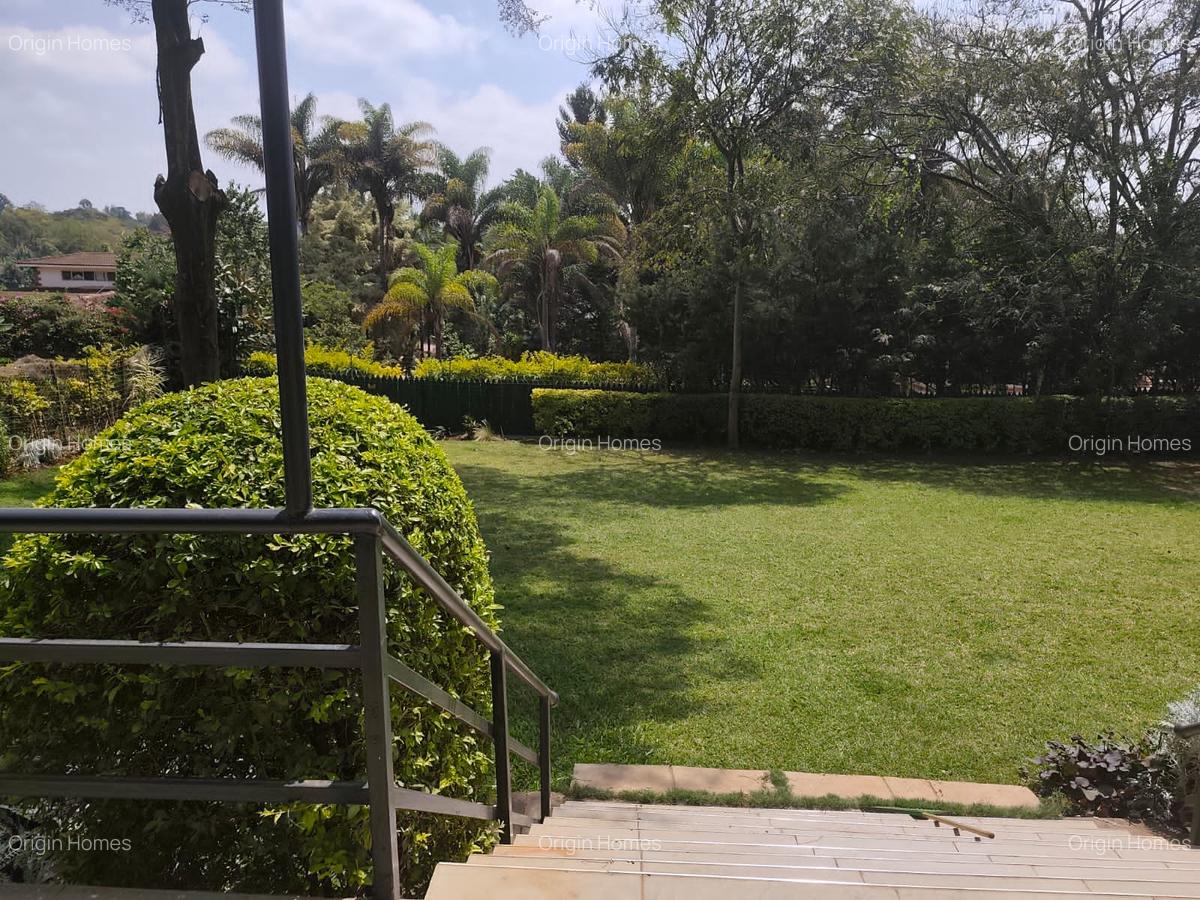 4 Bed House with En Suite at Runda - 8