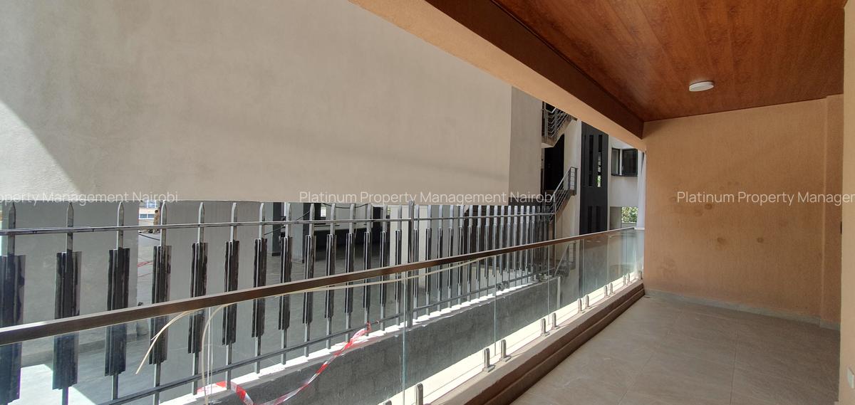 2 Bed Apartment with En Suite in Spring Valley - 4