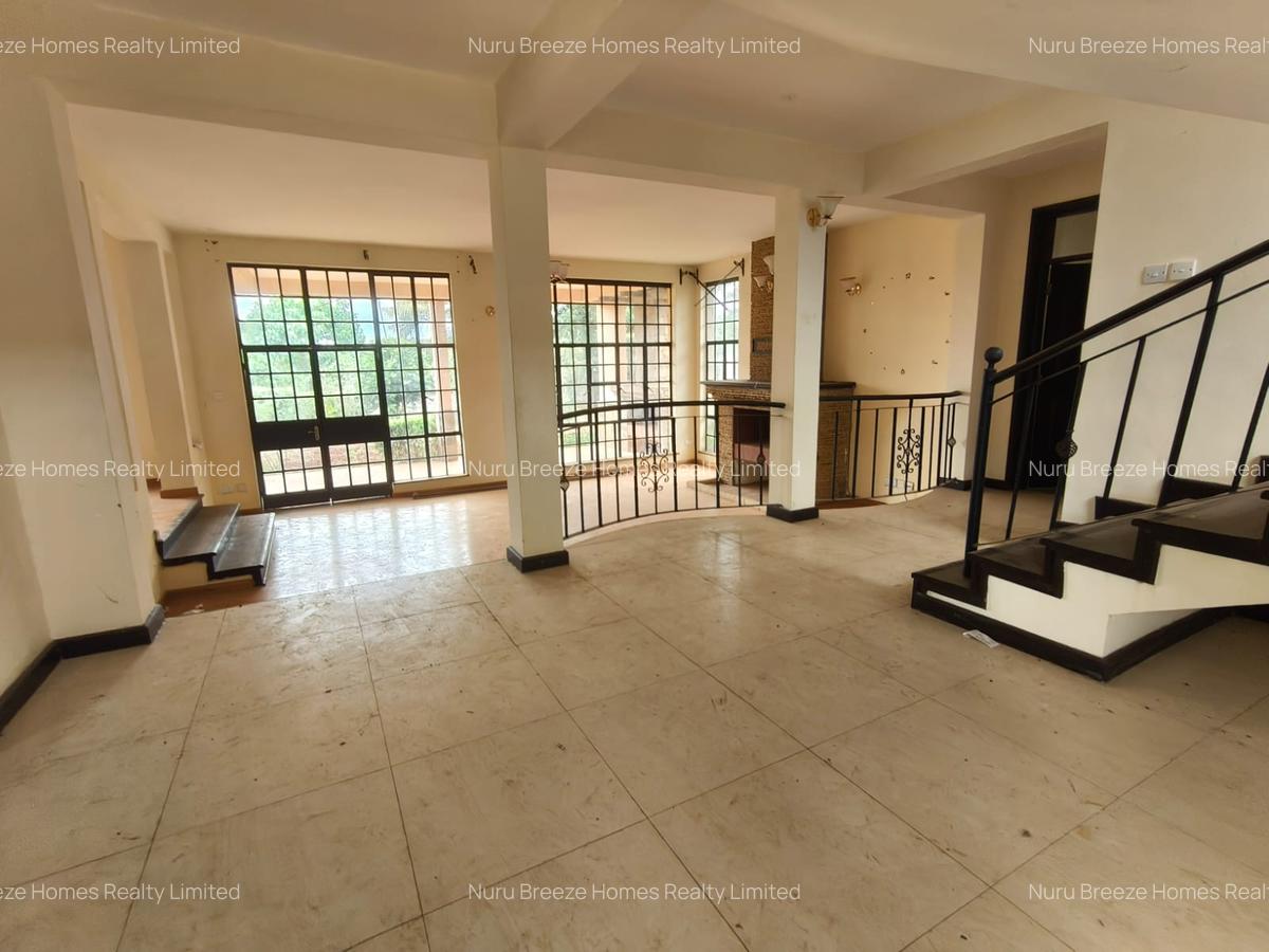 5 Bed Townhouse with En Suite in Karen - 4