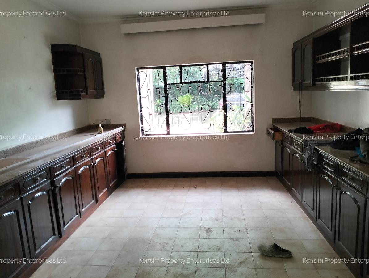 10,000 ft² Commercial Property with Backup Generator in Lavington - 15