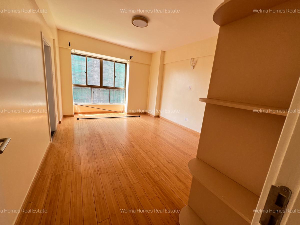 4 Bed Apartment with En Suite in Kileleshwa - 11