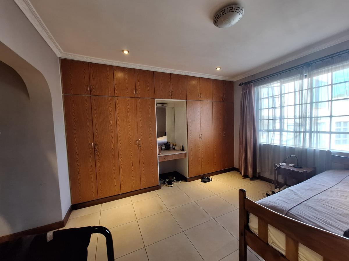 4 Bed Townhouse with En Suite in Westlands Area - 11