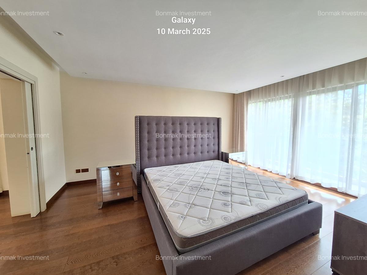 4 Bed Townhouse with En Suite at Convent Drive - 18