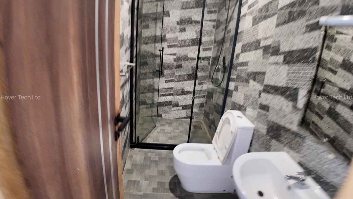 5 Bed Villa with En Suite in Lavington - 17