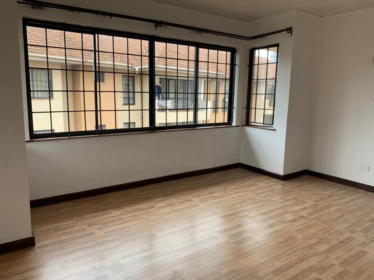 4 Bed Apartment with En Suite in Westlands Area - 13