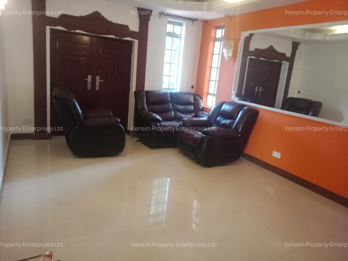 6 Bed House with En Suite in Nyari - 10