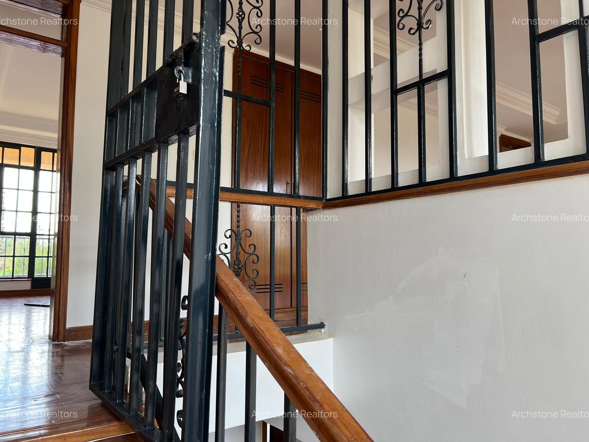 4 Bed Townhouse with En Suite in Runda - 11