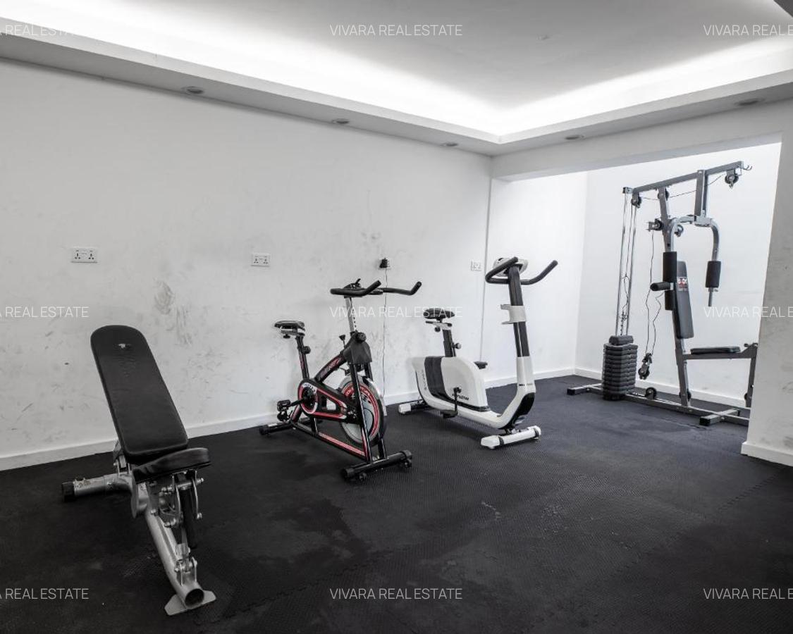3 Bed Apartment with En Suite in Lavington - 4