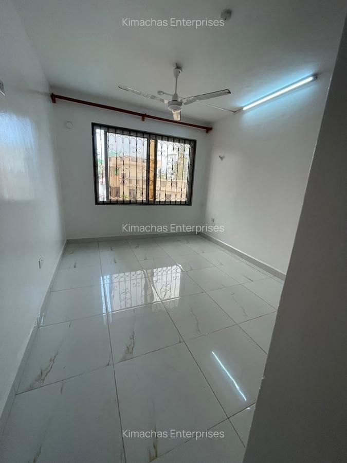 3 Bed Apartment with En Suite at 1St Avenue Nyali - 11