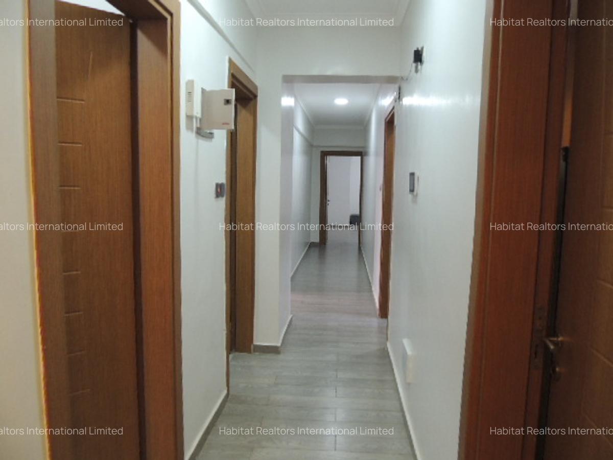 Serviced 3 Bed Apartment with En Suite at Rosewood Avenue - 6