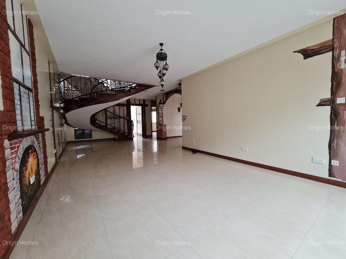 4 Bed Townhouse with En Suite at Westlands - 7