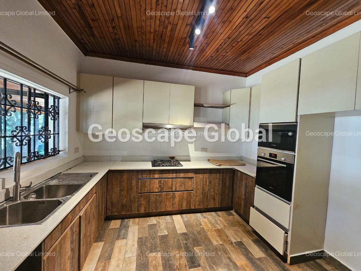 4 Bed House with En Suite in Thigiri - 10