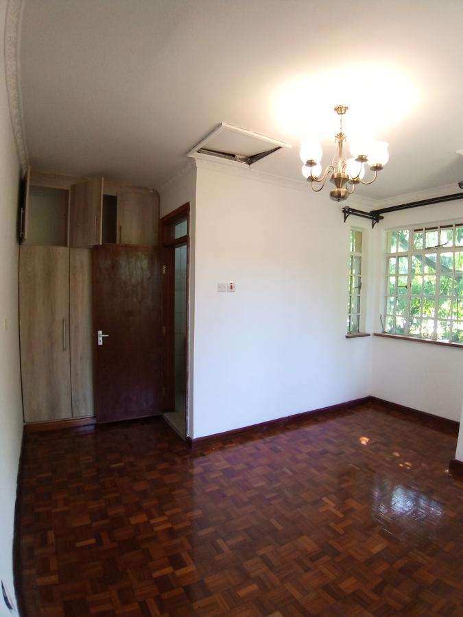 2 Bed House with En Suite at Hardy - 12