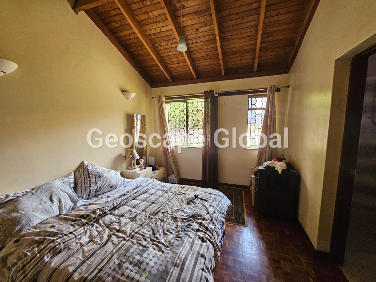 4 Bed House with En Suite in Nyari - 5