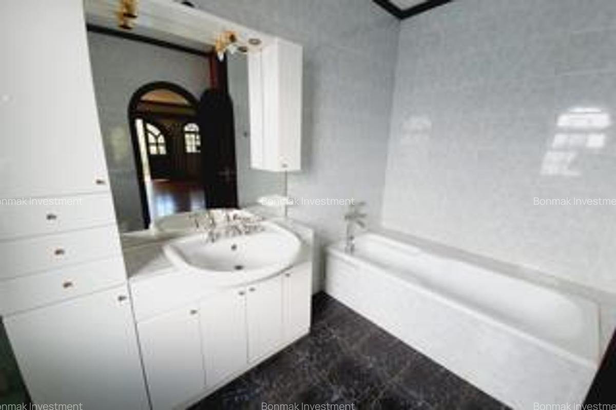 4 Bed Townhouse with En Suite at Mzima Springs - 12