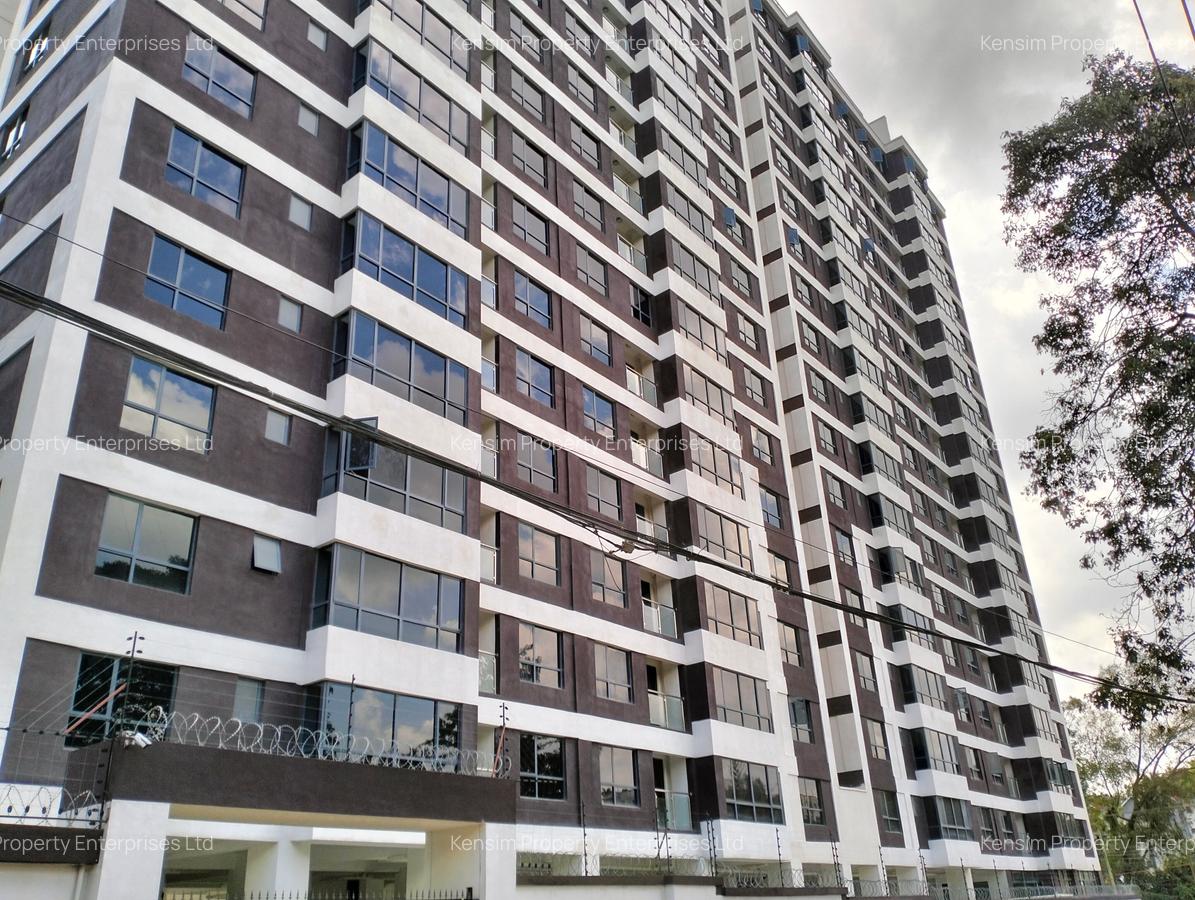 2 Bed Apartment with En Suite in Brookside - 1