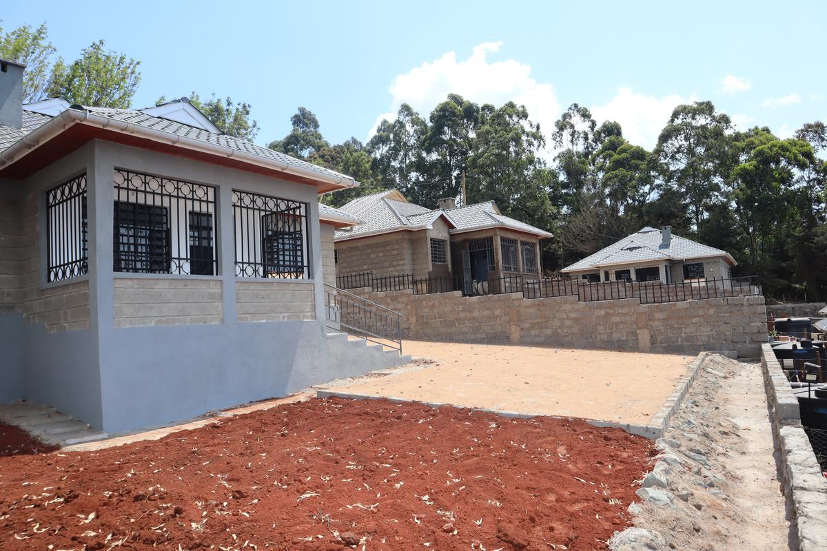 3 Bed House with En Suite at Lemiso Road - 3