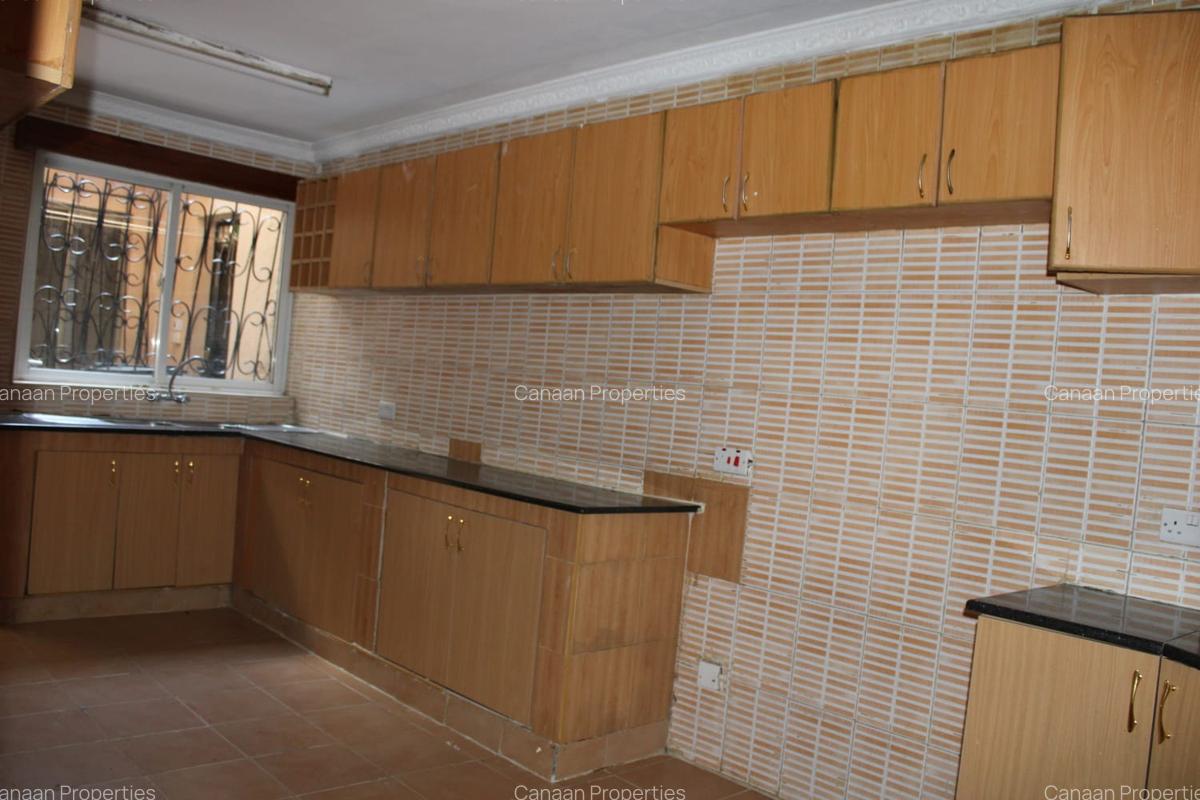 4 Bed Townhouse with Borehole in Kileleshwa - 6