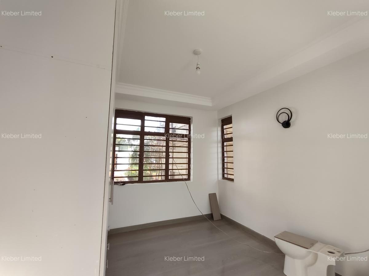 4 Bed Townhouse with En Suite in Kikuyu Town - 11