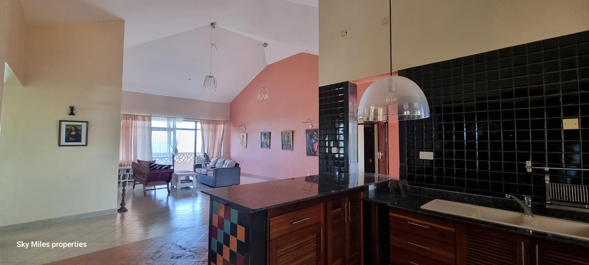 4 Bed Villa with En Suite at Kanamai - 15