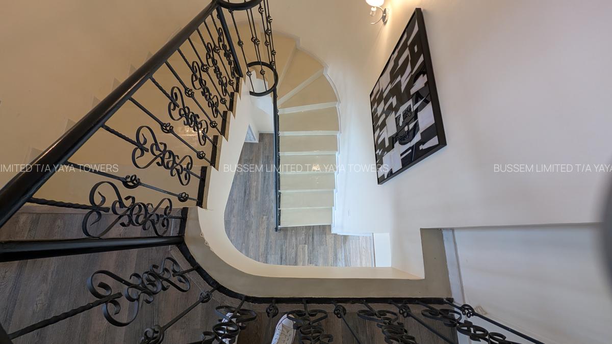 4 Bed Apartment with En Suite in Kilimani - 11