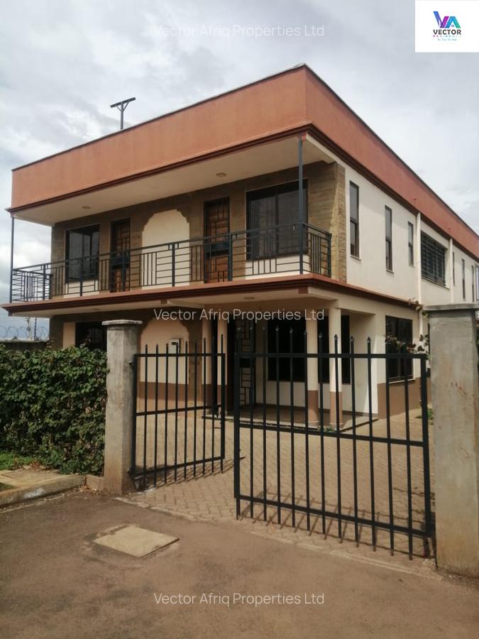 5 Bed Townhouse with En Suite in Syokimau - 1
