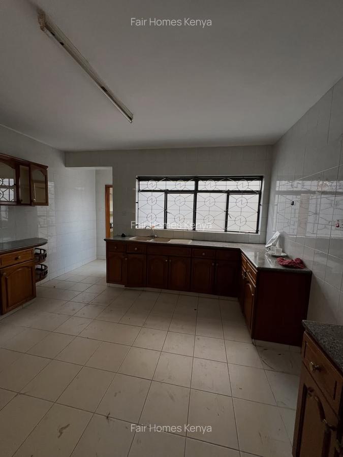 4 Bed Townhouse with En Suite at Mbaazi Avenue - 9