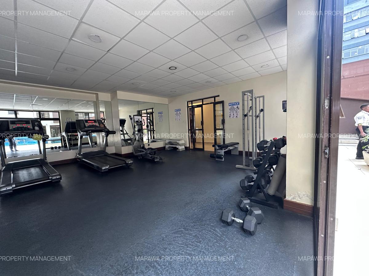 Serviced 4 Bed Apartment with En Suite in Westlands Area - 12