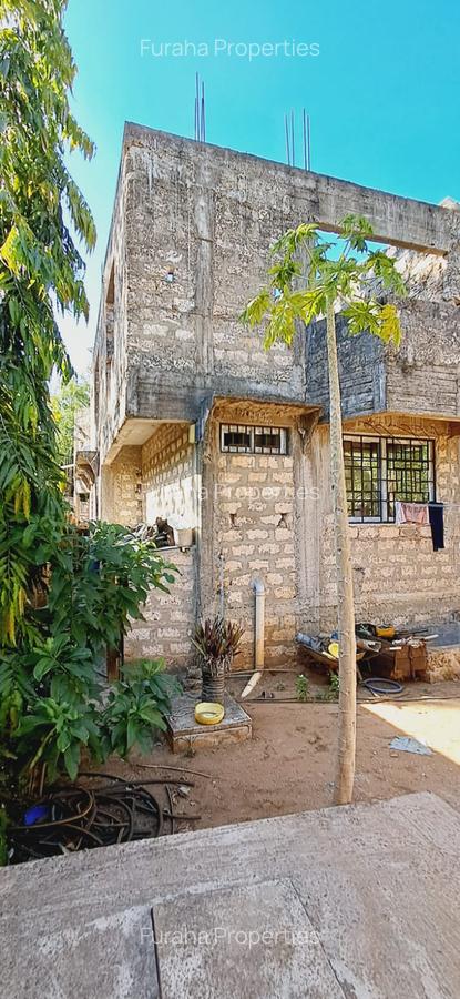 5 Bed House in Kikambala - 6