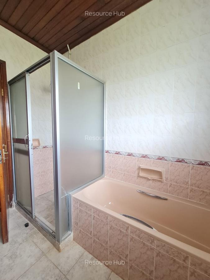 4 Bed House with En Suite at Runda - 14