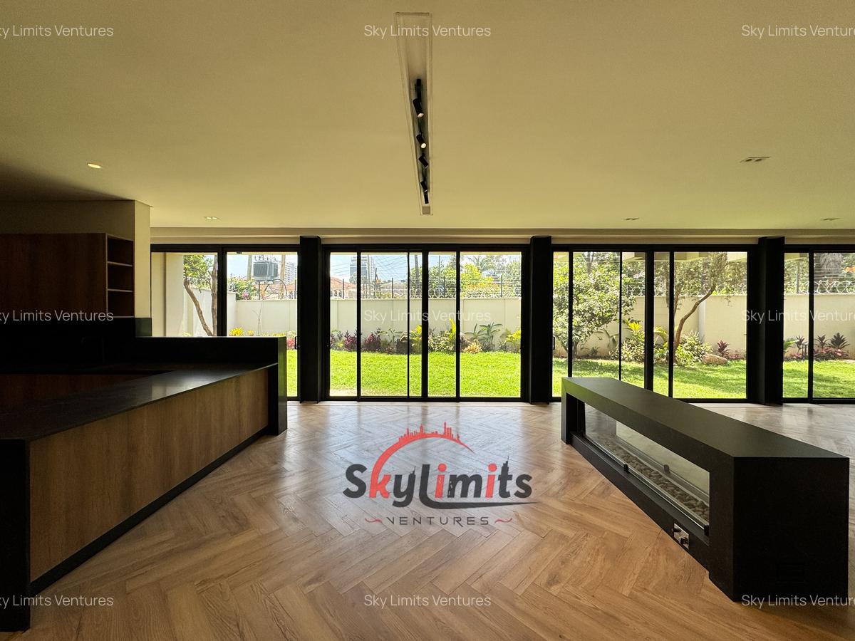 5 Bed Villa with En Suite at Spring Valley - 5