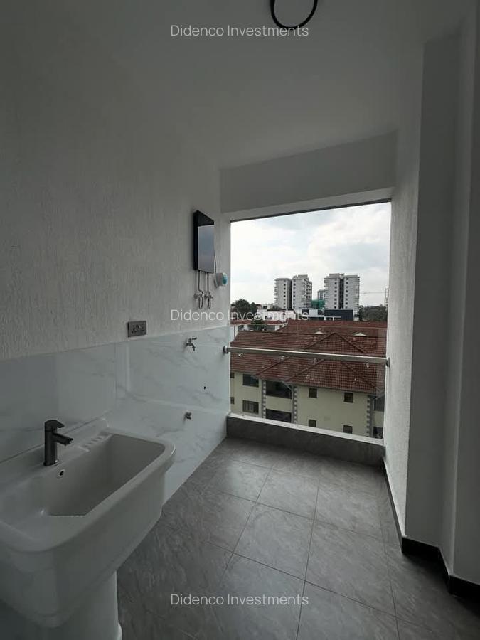 2 Bed Apartment with En Suite at Valley Arcade - 3